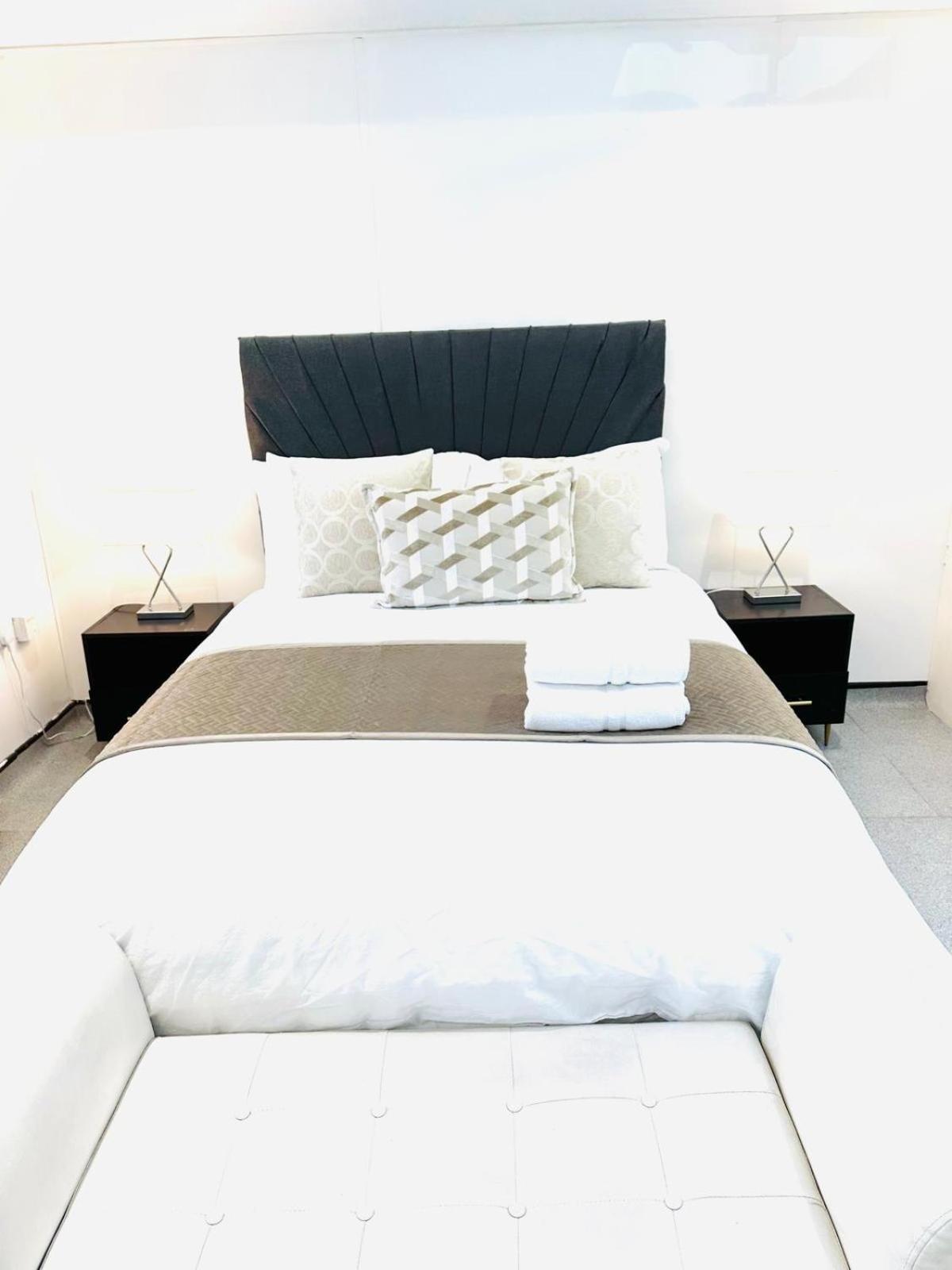 Westferry Two Apartment London Ngoại thất bức ảnh